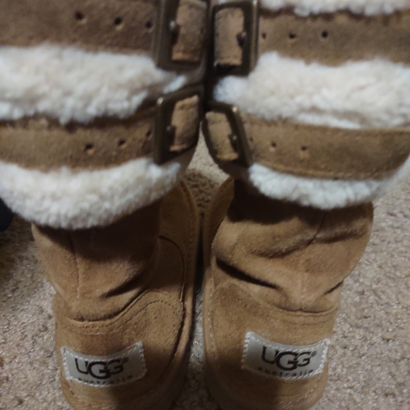 UGG Australia 11c Aleyah Sheepskin Suede Boots - Picture 5 of 10